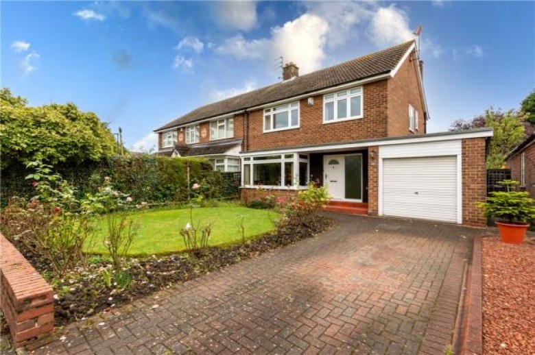 Click the photo for more details of Montagu Avenue, Gosforth, Newcastle Upon Tyne, Tyne & Wear