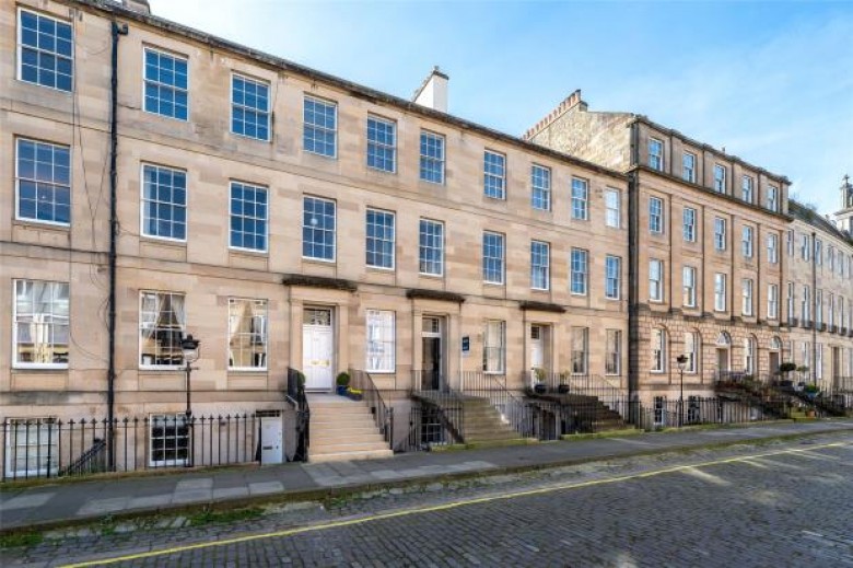 Click the photo for more details of Fettes Row, New Town, Edinburgh