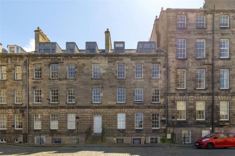 Click the photo for more details of 3f3, Northumberland Place, Edinburgh