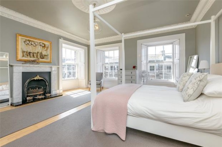 Images for Flat 3, Lutton Place, Edinburgh, Midlothian