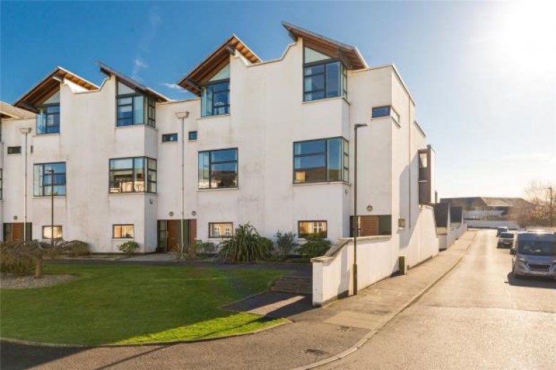 Click the photo for more details of Brighouse Park Cross, Edinburgh