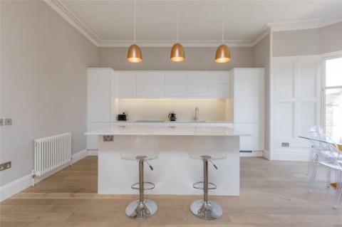 Click the photo for more details of 2f, Belgrave Place, Edinburgh