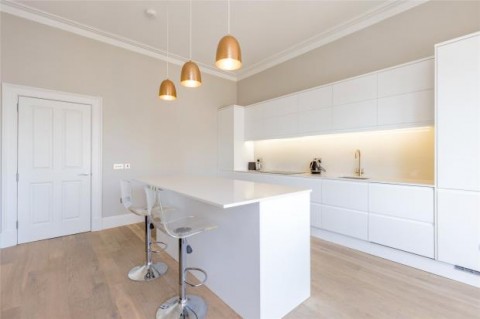 Click the photo for more details of 2f, Belgrave Place, Edinburgh