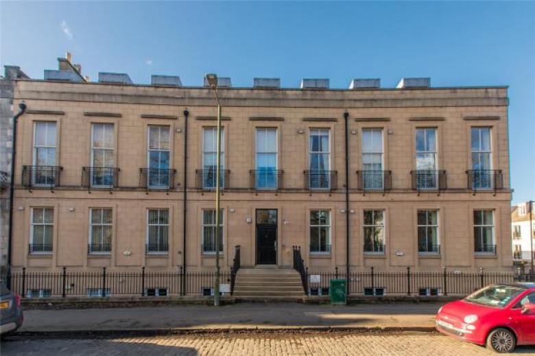 Click the photo for more details of Flat 12, Hopetoun Crescent, Edinburgh, Midlothian