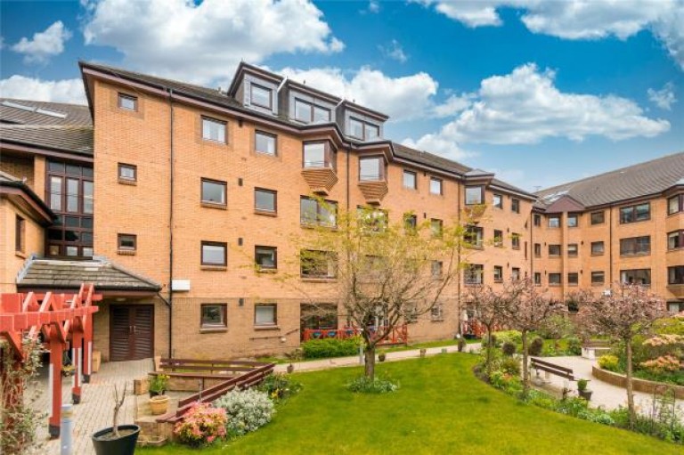 Images for 173/319 Carlyle Court, Comely Bank Road, Edinburgh, Midlothian