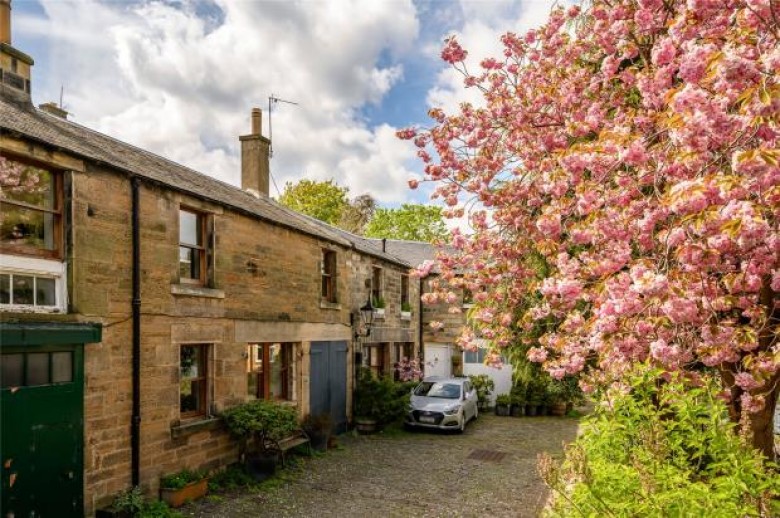 Click the photo for more details of Carlton Terrace Mews, New Town, Edinburgh