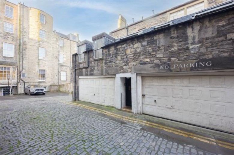 Click the photo for more details of Young Street South Lane, Edinburgh, Midlothian