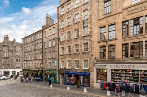 Click the photo for more details of 2/2, Tweeddale Court, High Street, Edinburgh, Midlothian