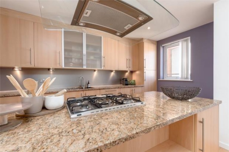Images for Flat 38, The Park, Holyrood Road, Edinburgh