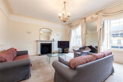 Click the photo for more details of Flat 2, Henderson Row, Edinburgh, Midlothian