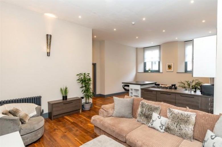 Click the photo for more details of Commercial Street, Leith, Edinburgh