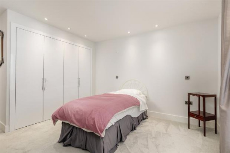 Images for Flat 10, McEwan Square, Edinburgh, Midlothian
