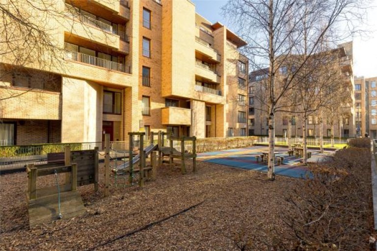 Images for Flat 10, McEwan Square, Edinburgh, Midlothian