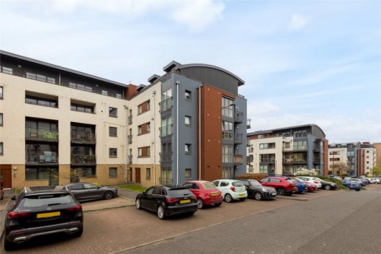 Images for East Pilton Farm Avenue, Pilton, Edinburgh