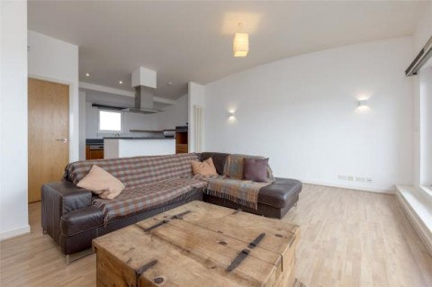 Click the photo for more details of East Pilton Farm Avenue, Pilton, Edinburgh