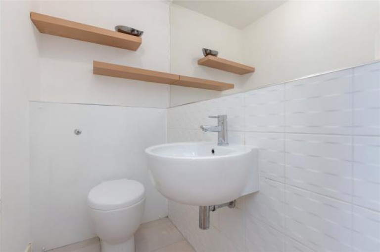 Images for East Pilton Farm Avenue, Pilton, Edinburgh