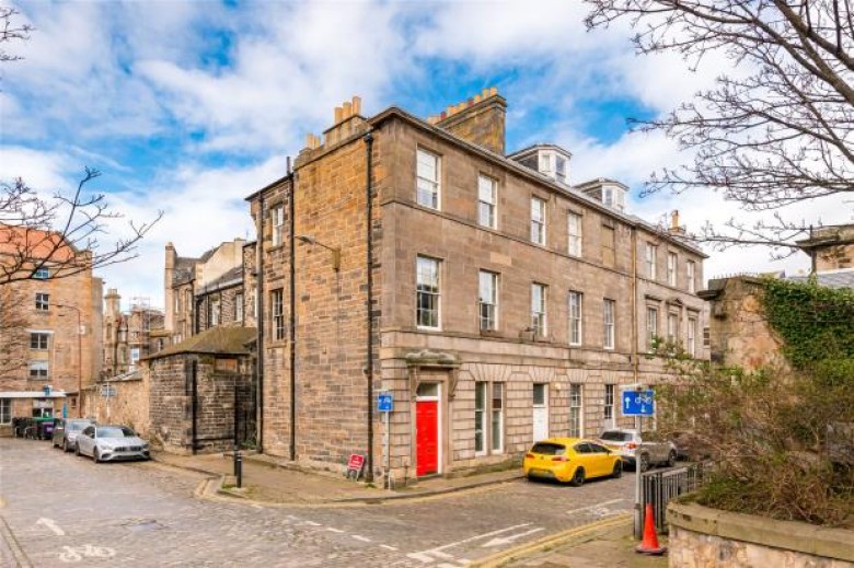 Click the photo for more details of 3F, Seaport Street, Edinburgh, Midlothian