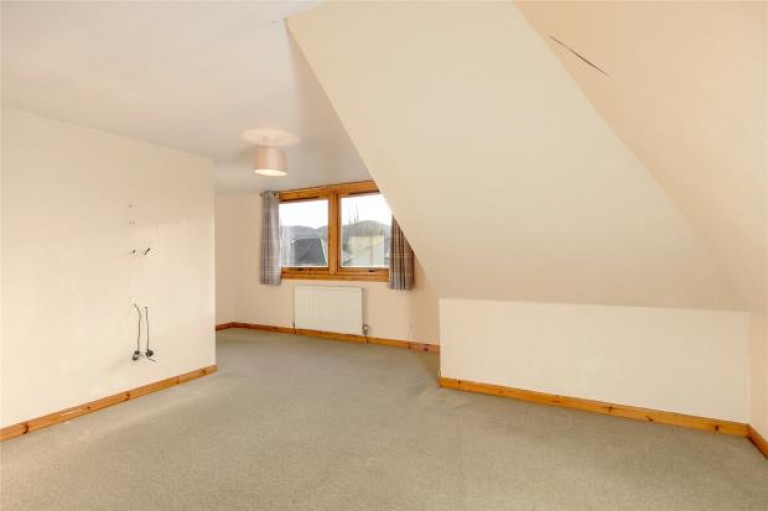 Images for Hailes Gardens, Edinburgh, Midlothian