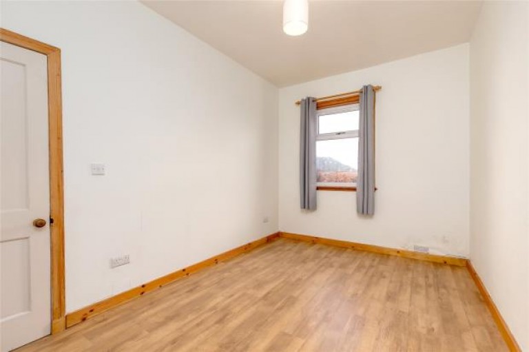Images for Hailes Gardens, Edinburgh, Midlothian