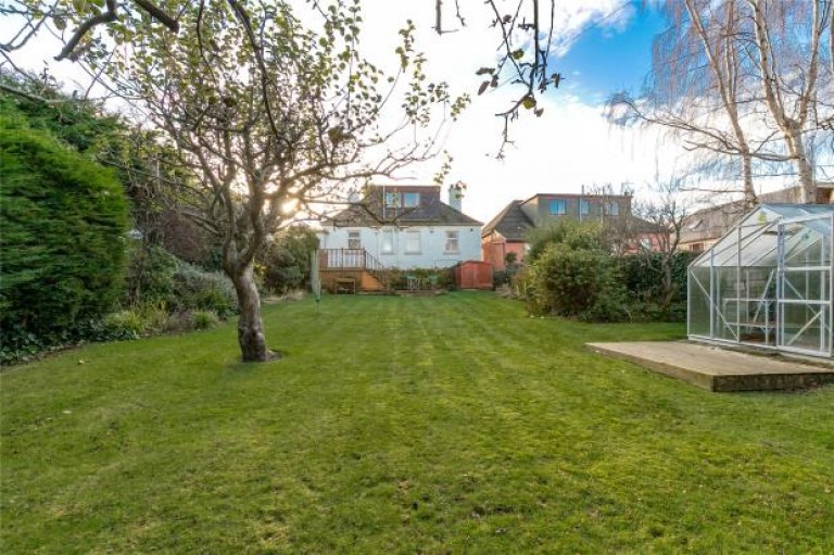 Images for Hailes Gardens, Edinburgh, Midlothian