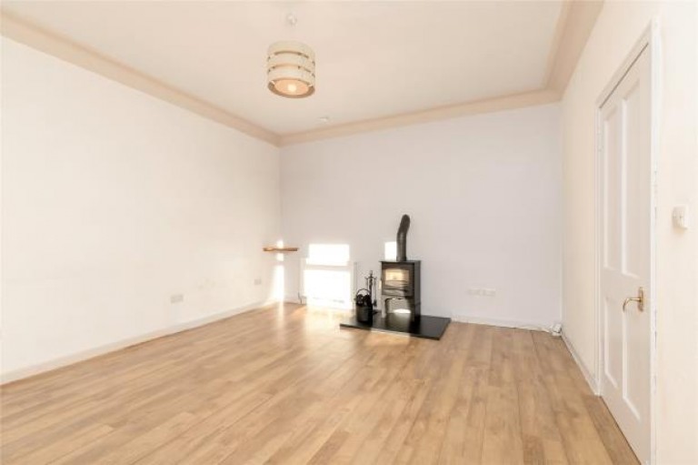 Images for Hailes Gardens, Edinburgh, Midlothian