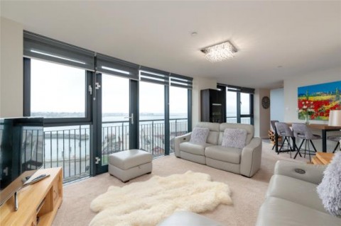 Click the photo for more details of Flat 13, Newhaven Place, Edinburgh, Midlothian