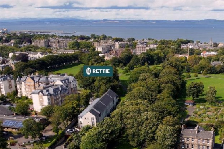 Click the photo for more details of Victoria Park Neuk, Edinburgh, Midlothian