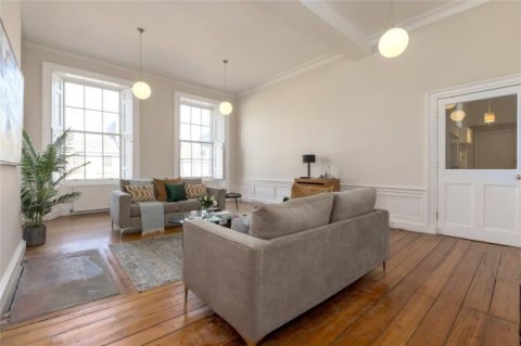 Click the photo for more details of York Place, Edinburgh, Midlothian