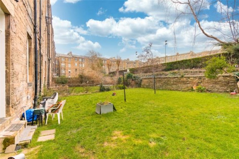 Images for 130A, Brunton Gardens, Edinburgh, Midlothian
