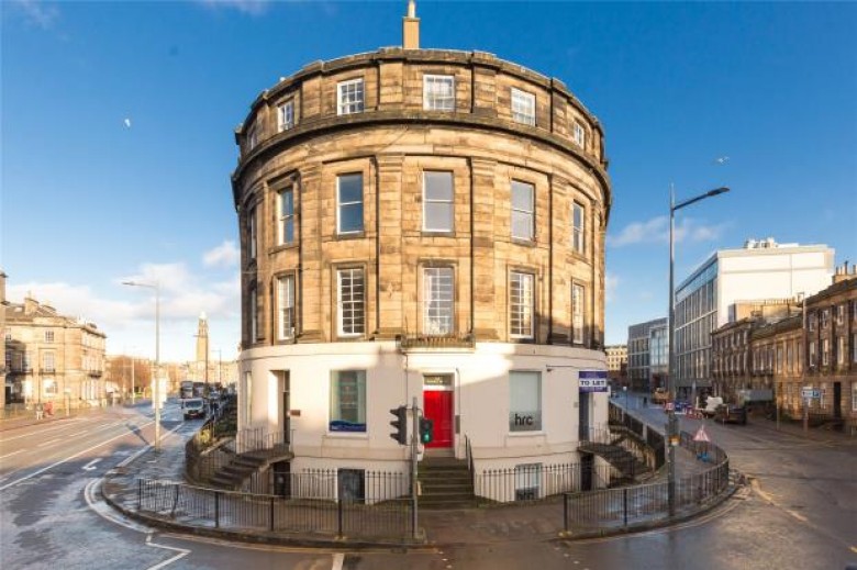 Click the photo for more details of 2F2, Atholl Place, Edinburgh, Midlothian