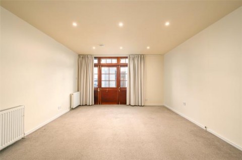 Click the photo for more details of Northumberland Street North West Lane, Edinburgh