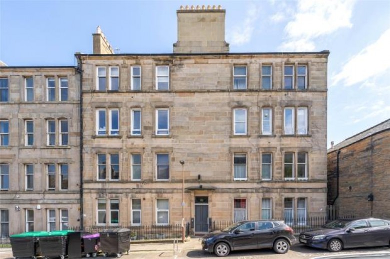 Click the photo for more details of 13/1, Comely Bank Row, Edinburgh