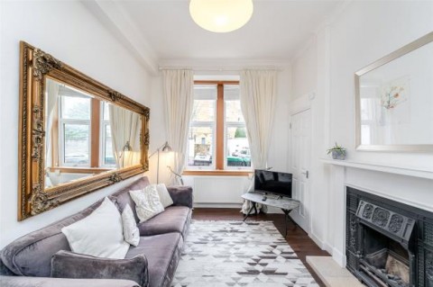 Click the photo for more details of 13/1, Comely Bank Row, Edinburgh