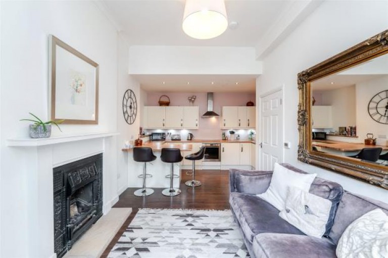 Images for 13/1, Comely Bank Row, Edinburgh