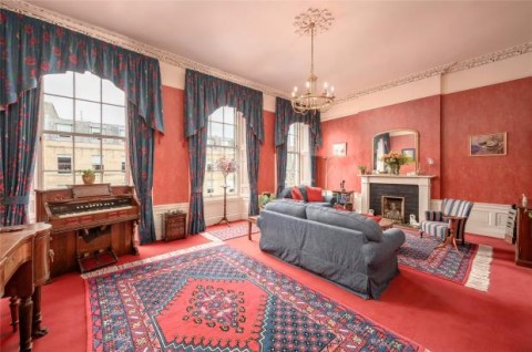 Click the photo for more details of Albany Street, Edinburgh