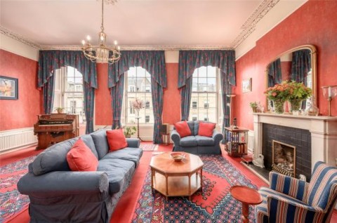 Click the photo for more details of Albany Street, Edinburgh