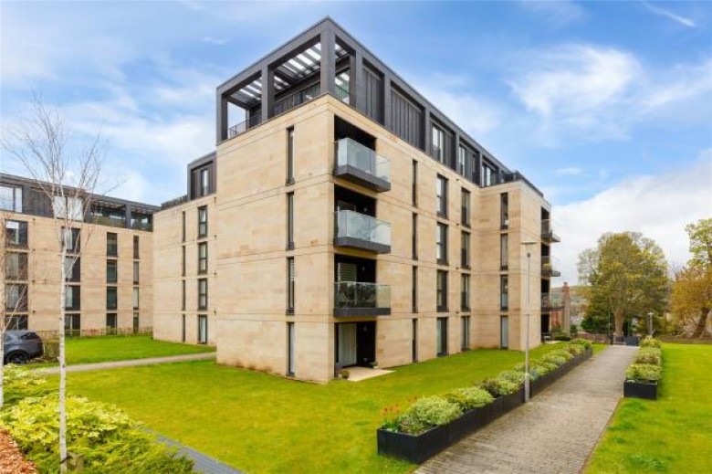 Click the photo for more details of Flat 1, Woodcroft Road, Edinburgh
