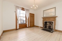 Images for 2/9, Elm Row, Edinburgh, Midlothian