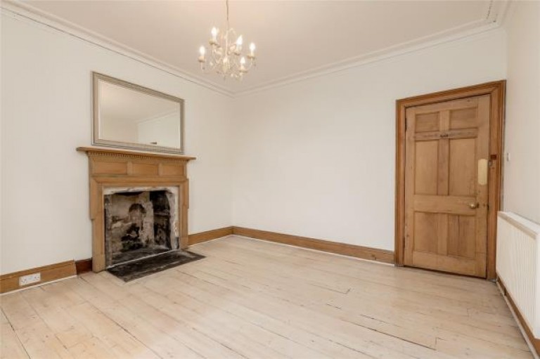 Images for 2/9, Elm Row, Edinburgh, Midlothian
