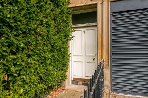 Click the photo for more details of Montgomery Street, Hillside, Edinburgh