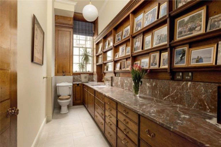 Images for Seven Gables, Mortonhall Road, Edinburgh