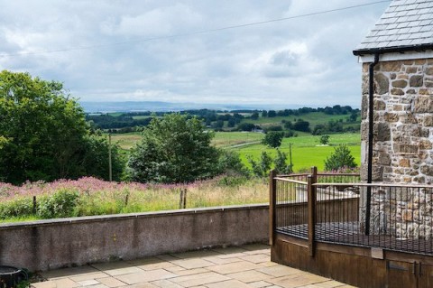 Click the photo for more details of Lazy Meadows, Roscobie, By Dunfermline, Fife