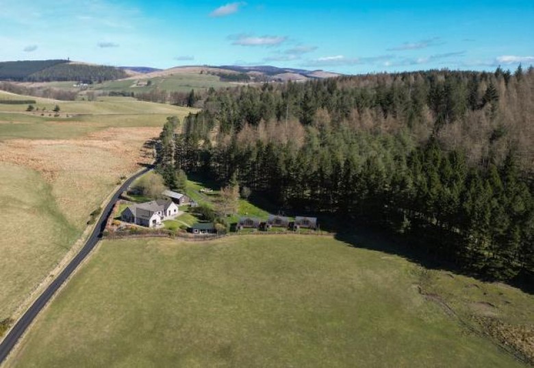 Click the photo for more details of Bridgend Of Pearsie, Bridgend Of Pearsie, Kirriemuir, Angus
