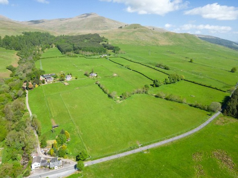 Click the photo for more details of Machuim Farm, Lawers, By Aberfeldy, Perthshire