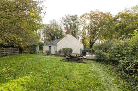 Click the photo for more details of Beckhead Cottage, Kirtlebridge, By Lockerbie, Dumfries and Galloway