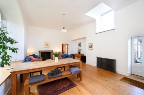 Click the photo for more details of The Alamo, The Alamo, West Mains, Blyth Bridge, Scottish Borders
