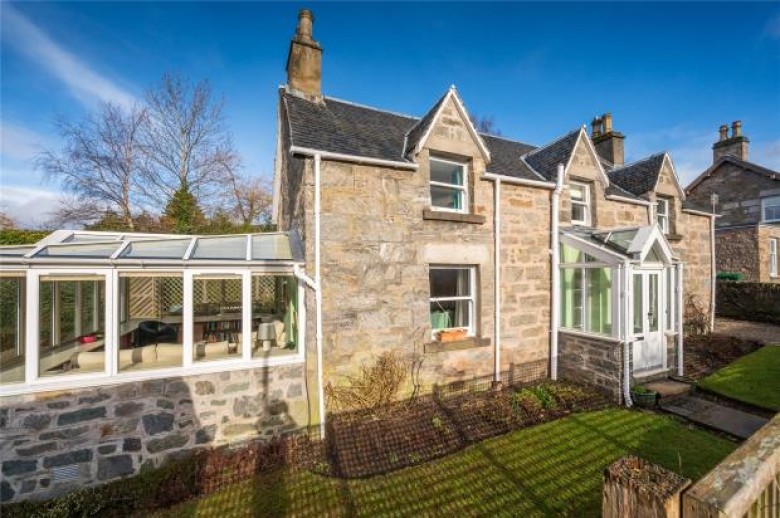 Click the photo for more details of Nab Cottage, 21 Toberargan Road, Pitlochry