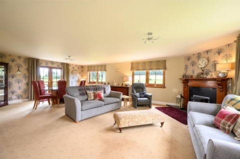 Click the photo for more details of Sunnyside, Sunnyside, Dunkeld Road, Bankfoot, Perth