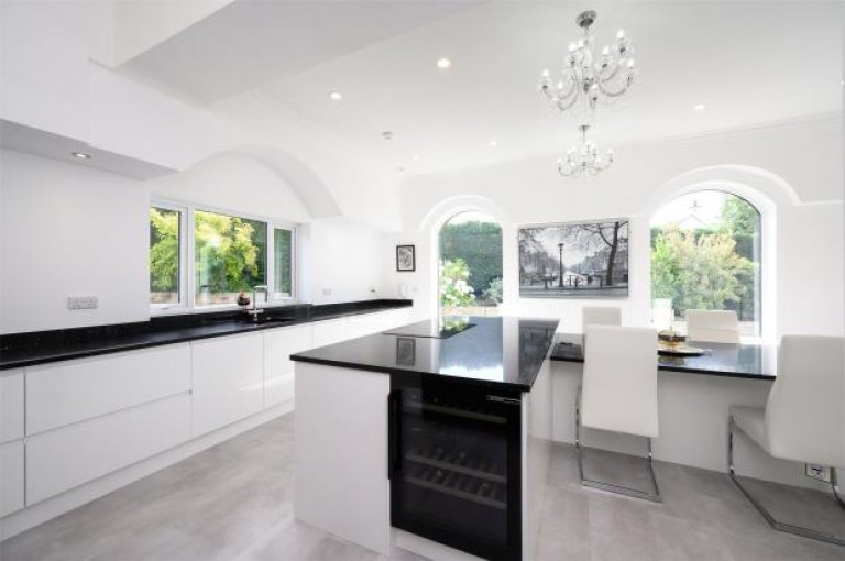 Images for Whitehill Crescent, Lanark, South Lanarkshire