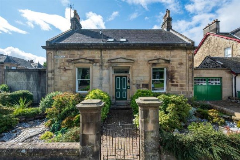 Click the photo for more details of 1 Albert Place, Albert Place, Stirling, Stirlingshire